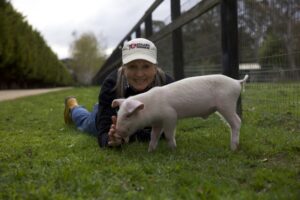 How small acts of kindness create big change