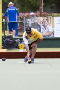 Bees start with a win