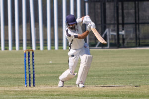 Laverton wins thriller