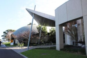 Second monitor to oversee council