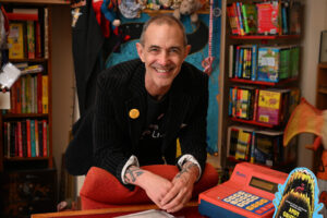 Andy embarks on laureate adventure