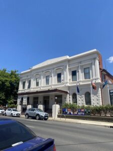 Small Businesses Bus heads to Kyneton